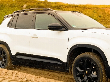 Jeep Avenger 4xe y The North Face una colaboración híbrida diferente a las demás