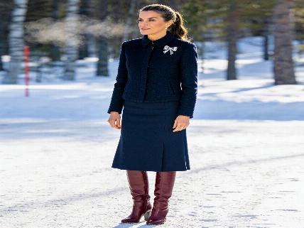 Letizia deslumbra en Laponia con un look pensado para el frío ártico Español.News