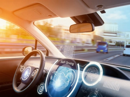 El mercado de vehículos autónomos en China bajo presión: Baidu suspende temporalmente, Geely lanza EVA Cab