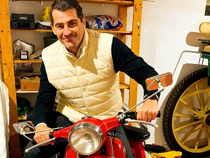 La colección de motos de Casillas sorprende incluso a sus seguidores: descubre qué historias guardan sus emblemáticos vehículos