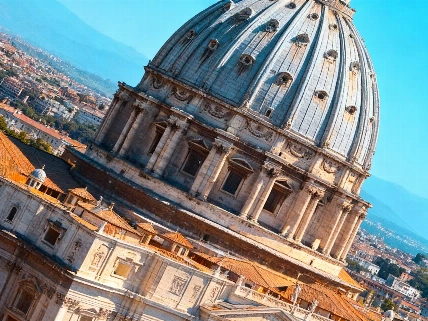 La Iglesia Católica crece en Finlandia bajo liderazgo de un obispo de Bilbao
