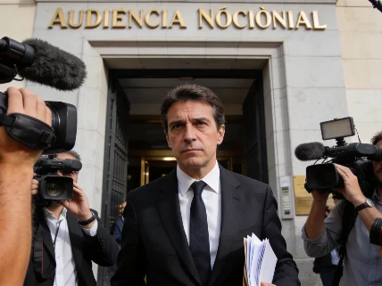 El abogado Jacobo Teijelo denuncia presión judicial tras declarar en el caso Leire Díez