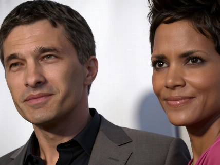 El mensaje de auxilio de Maceo reabre la batalla entre Halle Berry y Olivier Martinez Español.News