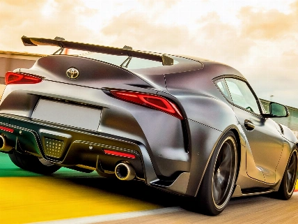441 CV, caja manual y piezas del GT4: prueba de la versión más exclusiva del Supra