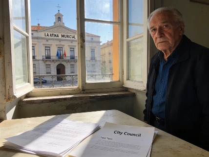 Madrid sopesa apelar el fallo que paraliza el desalojo de un vecino de 81 años