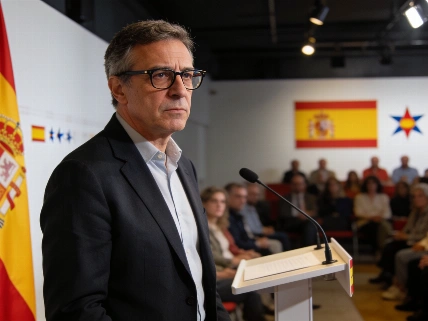 Vox reincorpora a Fernando Paz pese a la polémica por su pasado Español.News