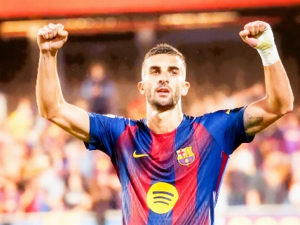 El futuro de Torres y del club pende de un hilo en Barcelona