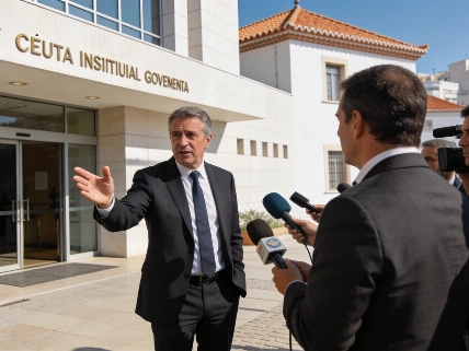 Crisis interna en el PSOE de Ceuta: León exige la dimisión del delegado Español.News