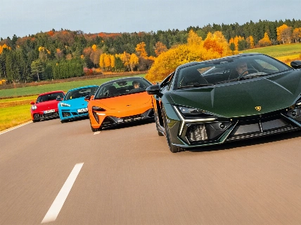Descubre los secretos de los nuevos híbridos Lamborghini, McLaren, Corvette y 911 con 1015 CV bajo el capó