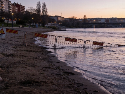 Hallan sin vida a un joven arrastrado por la corriente en el Delta del Ebro Español.News