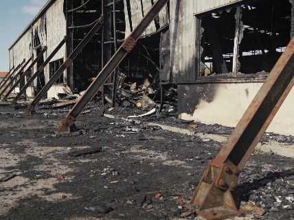 El incendio de Camarasa obliga a confinar Fontllonga y deja un herido leve
