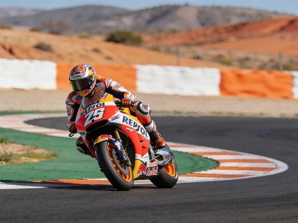 Marc Márquez marca el ritmo en los libres del GP de Aragón Español.News