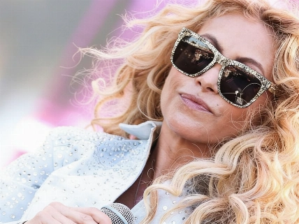 Paulina Rubio responde con firmeza al nuevo movimiento legal de Colate Español.News