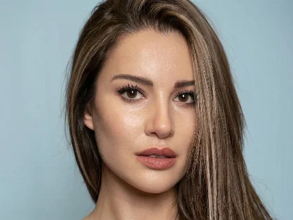 Can Yaman publica una emotiva foto en memoria de Ece İrtem tras la tragedia