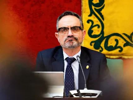 El alcalde de Móstoles solicita el archivo de la causa por acoso sexual y laboral