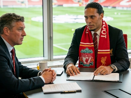 El futuro de Gakpo en Liverpool depende del fichaje de Sarr Español.News