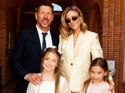 Diego Simeone comparte imágenes familiares inéditas de la primera comunión de su hija Francesca