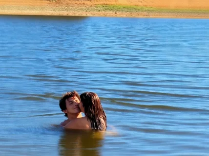Tana Rivera y Roca Rey oficializan su relación con una imagen íntima
