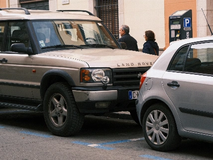 Aparcar será más caro para coches grandes en octubre Español.News
