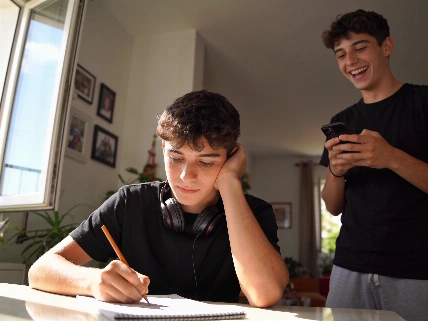 Matteo y Valentino, los mellizos de Ricky Martin, cumplen 18 años Español.News