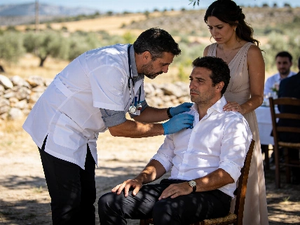 Carmen Borrego vivió un susto en la boda de Barneda Español.News