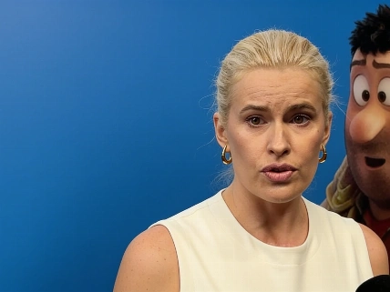 Adriana Abenia revive la presión estética y sorprende con su confesión Español.News