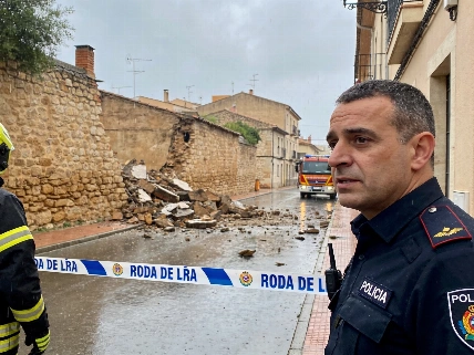 Fallecen madre e hija tras el derrumbe de un muro en Roda de Berà Español.News