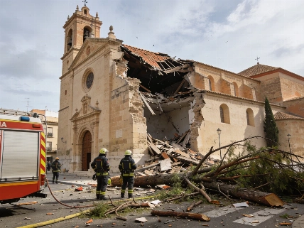 Temporal extremo en Valencia: vientos de 150 km/h y daños graves Español.News