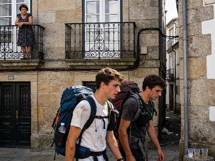 Vecinos de Santiago de Compostela, hartos del comportamiento de peregrinos Español.News