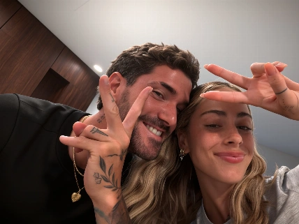 El anillo de Tini Stoessel confirma boda con Rodrigo de Paul Español.News