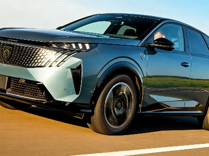 El Peugeot E-3008 sorprende con un detalle inesperado que podría ser clave