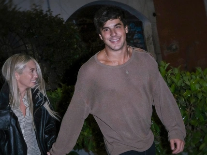 El inesperado 'like' de Óscar Casas a Ana Mena tras su ruptura