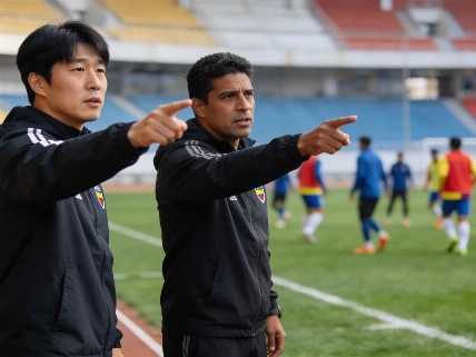 Gallardo y Moreno encaran bajas clave en el Corea del Sur-Ecuador Español.News