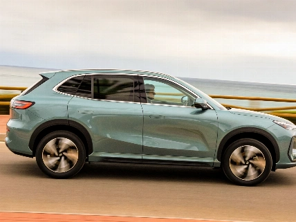 Nuevo Geely E5: hasta 475 km de autonomía, dos baterías y precio desde 27.485 euros en España