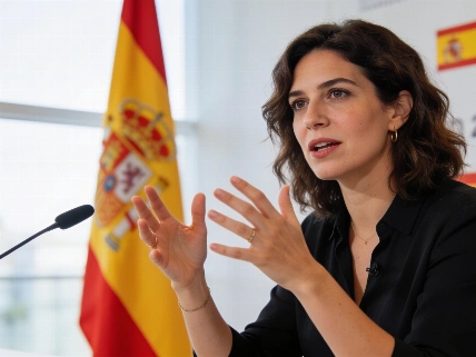 Ayuso pide romper relaciones con Marruecos tras la crisis migratoria en Ceuta