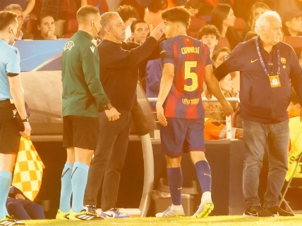 Una tarjeta roja deja al Barcelona al límite Qué espera ahora al equipo de Flick