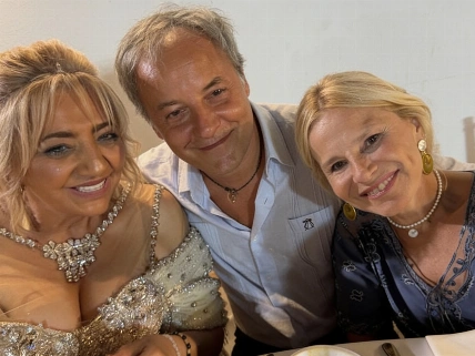 El gesto de Eugenia Martínez de Irujo en la boda del nieto de Camarón Español.News