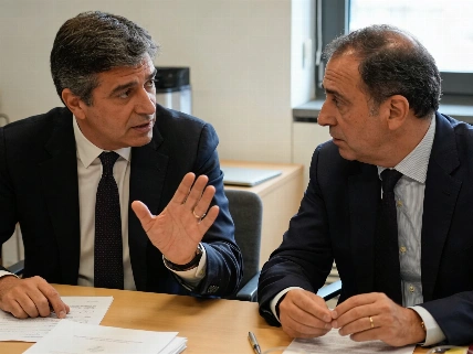 Reyes Maroto y Enma López buscan avales clave para liderar el PSOE en Madrid
