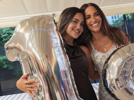 El gesto de Paula Echevarría en el 18 cumpleaños de Daniella Bustamante Español.News