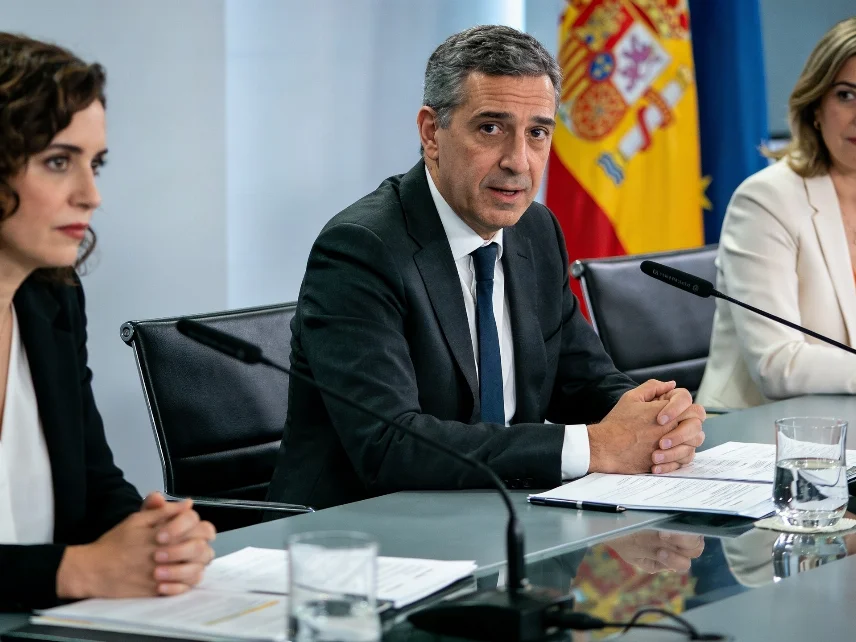 Autoridades e inversores privados compiten por el control del nuevo proyecto en Móra la Nova Español.News