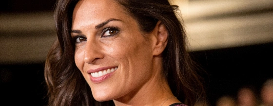 Verónica Hidalgo se apoya en su hija tras el ingreso en prisión de su marido © espanol.news