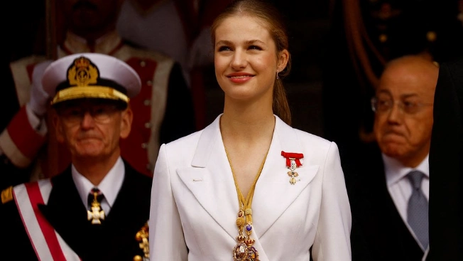 Leonor concluye su formación militar y recibirá los despachos en 2027 Español.News