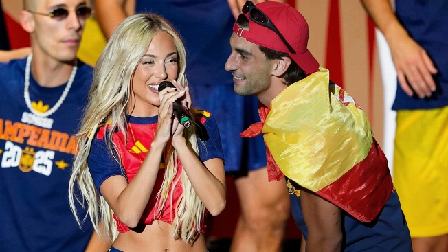 La conexión entre Ferran Torres y Ana Mena en la fiesta del Mundial desata rumores Español.News