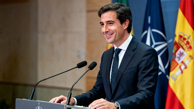 José Manuel Albares comentó el debate sobre posibles sanciones Español.News