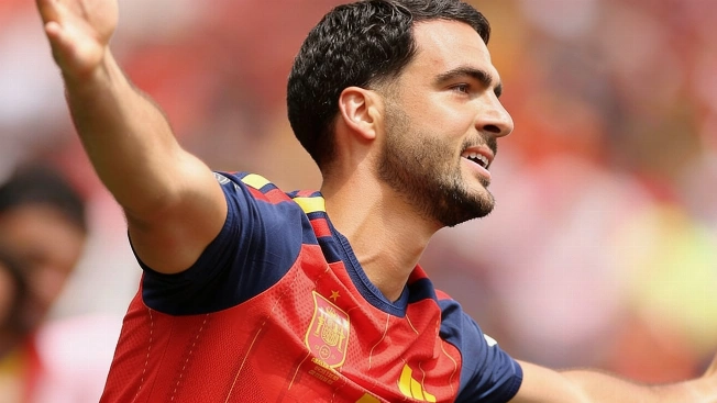 El reencuentro más esperado de Mikel Merino tras su gol decisivo Español.News