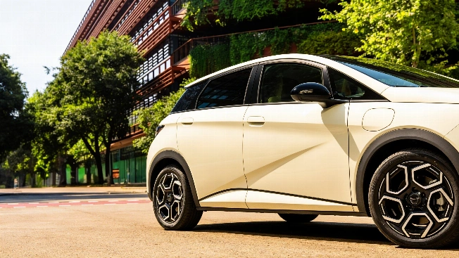 BYD Dolphin 2026: empieza a conducir ahora y paga después del verano, pero atentos a la condición Español.News