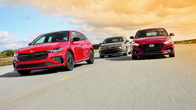 Tres enfoques para el hatchback familiar: comparación de espacio, tecnología y matices del mercado Español.News