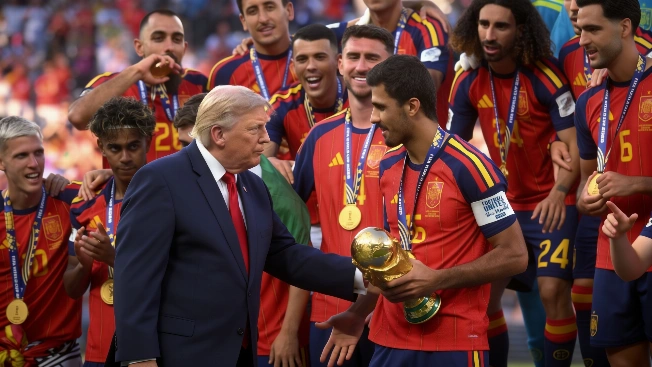 El baile de Merino y el protagonismo inesperado de Donald Trump en la final Español.News