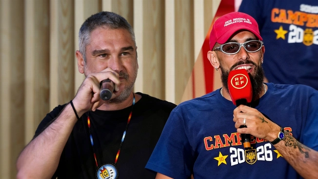 El gesto viral de Borja Iglesias y la reacción inesperada de Kase.O Español.News