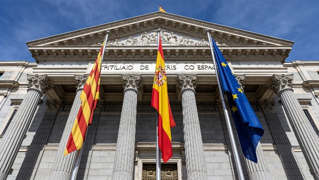 El Supremo rechaza suspender la regularización de inmigrantes en España Español.News